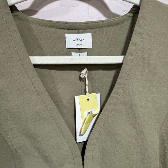 Aritzia Wilfred Attire Vest - Crepett size 0 Sun-dried Olive - Picture 5 of 9